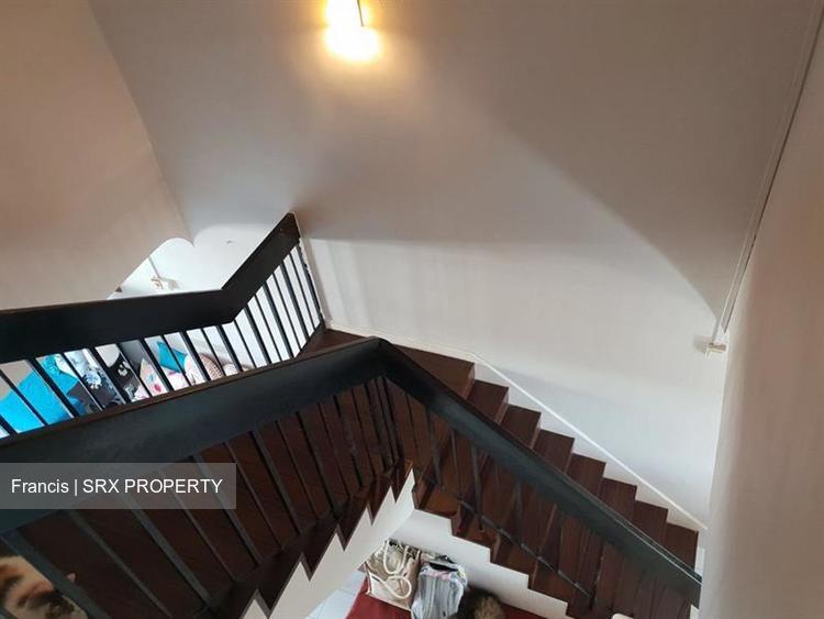 Blk 336 Jurong East Avenue 1 (Jurong East), HDB Executive #175349272